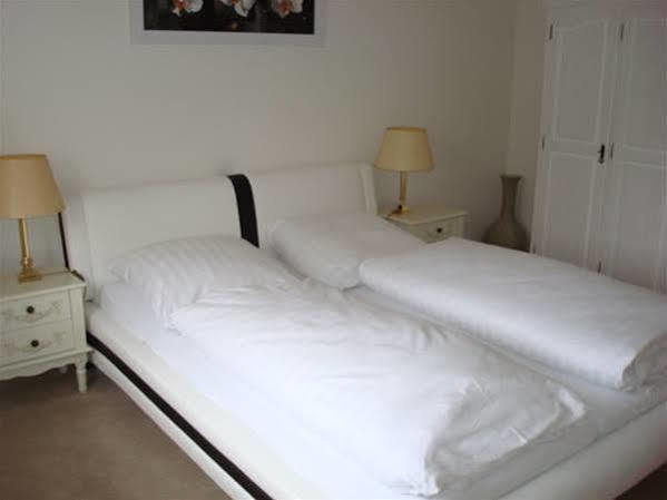 Hotel Am Nordkreuz Harrislee Bagian luar foto